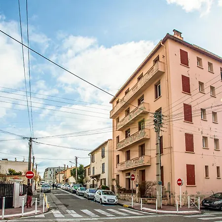 Apartamento #3 Centre, Balcon, Lumineux, Stationnement Facile, Confort